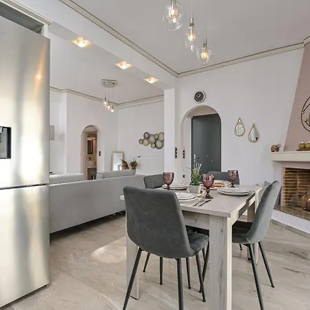 Golden Rose Elegant Vacation Apartamento *
