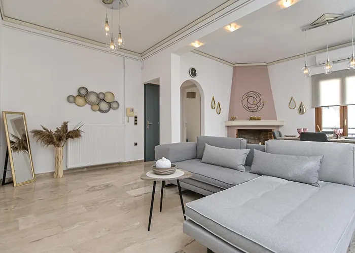 Golden Rose Elegant Vacation