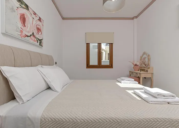 Golden Rose Elegant Vacation